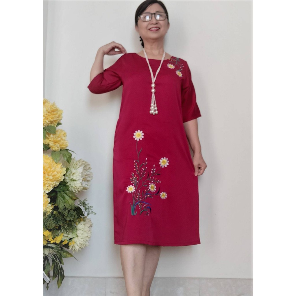 Váy Đầm Thêu Hoa Cúc Dáng Suông - Vải Lụa Gân Pháp Không Co Giãn - Size 50kg - 92kg | BigBuy360 - bigbuy360.vn