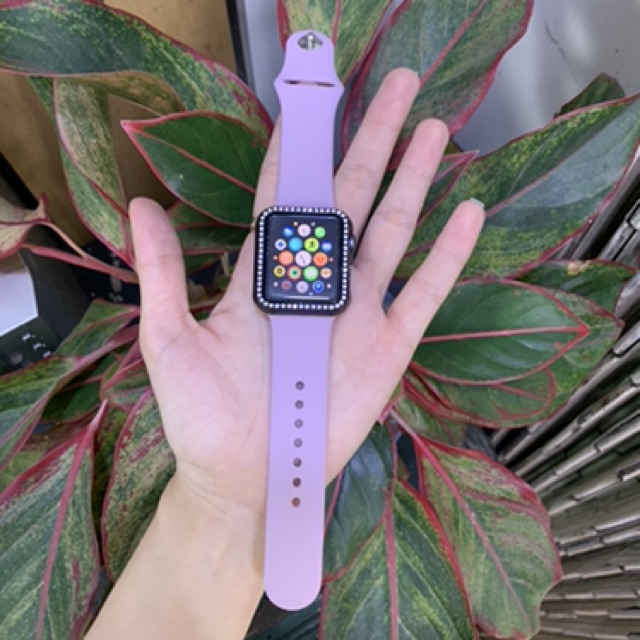 Dây đeo Apple Watch màu tím hot trend