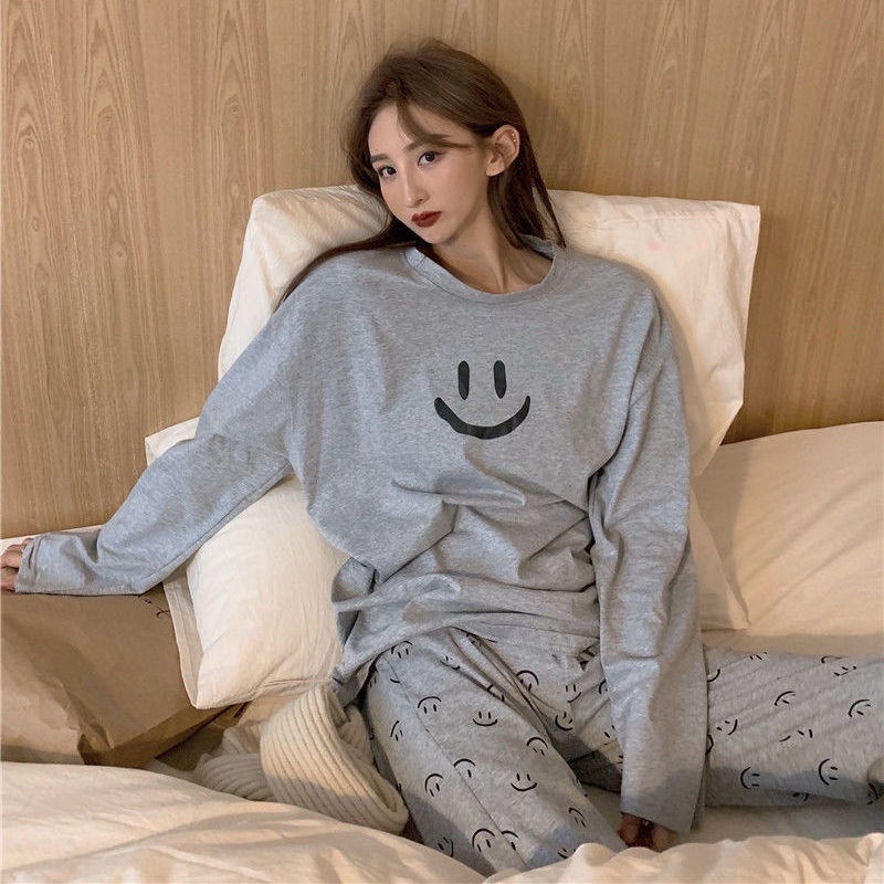 Set đồ mặc ở nhà dáng rộng dài tay phong cách Hàn Quốc