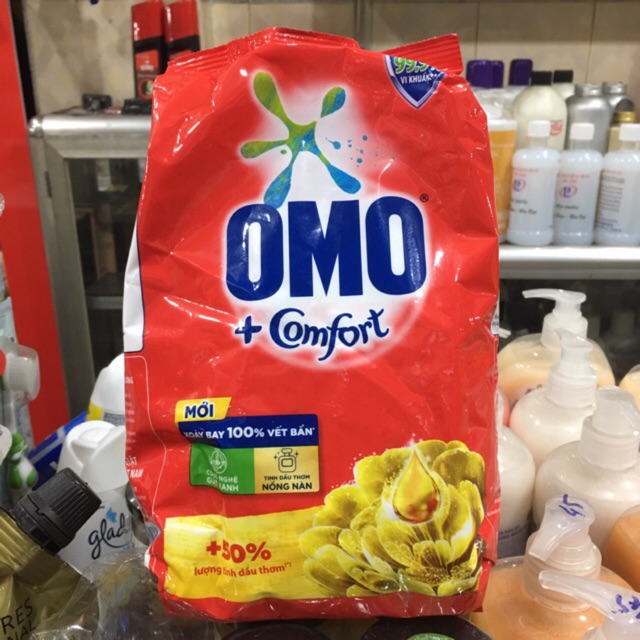 Bột giặt OMO Comfort tinh dầu thơm nồng nàn 700g