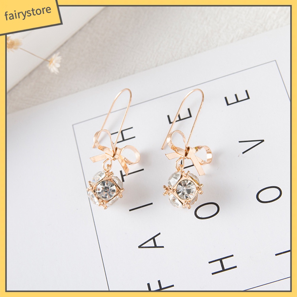 Bông tai nơ đính hạt xinh xắn