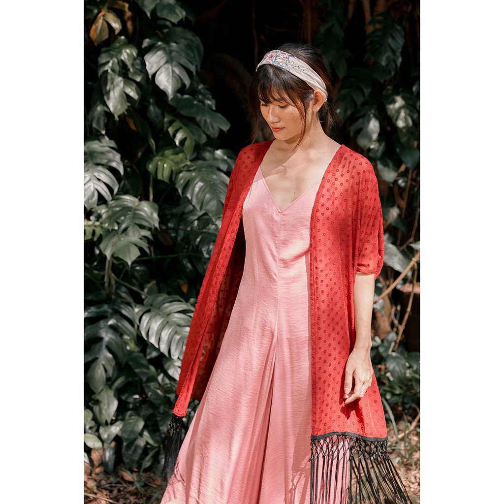 Áo khoác nhẹ nữ Sinhtolina - Nicole Kimono Đỏ Đậm tua rua phong cách boho