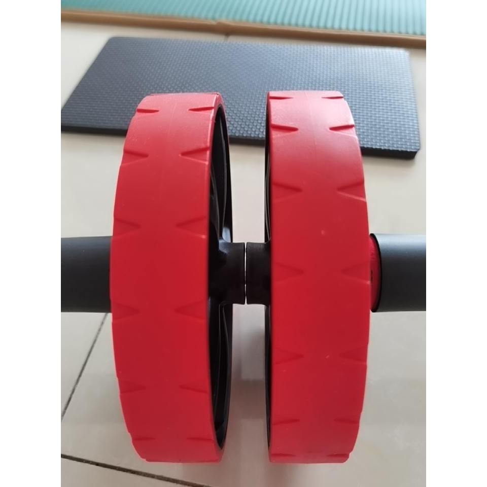 CON LĂN TẬP BỤNG 2 BÁNH - GIÚP SĂN CHẮC CƠ NGỰC VÀ CƠ BỤNG