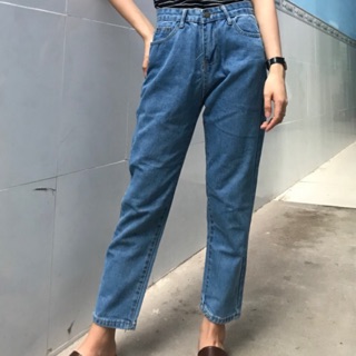 Pass quần Jean ống suông size M)