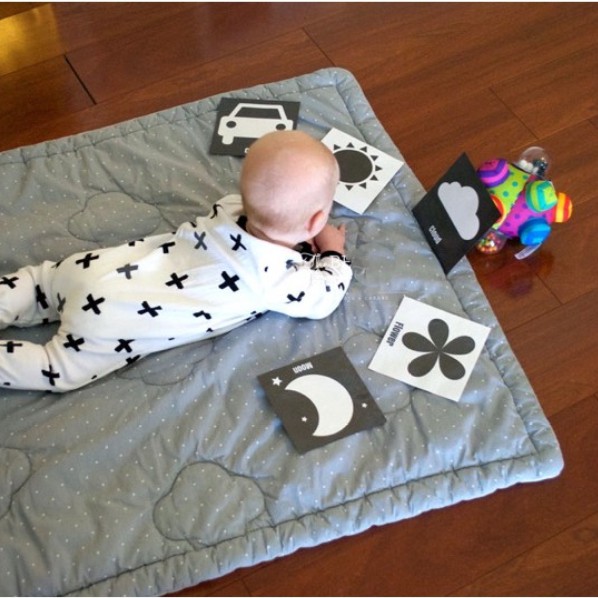 Flashcard đen trắng toptutoe bộ 10 thẻ kích thích thị giác Và giác quan trẻ sơ sinh từ 0-12 tháng phát triền não bộ