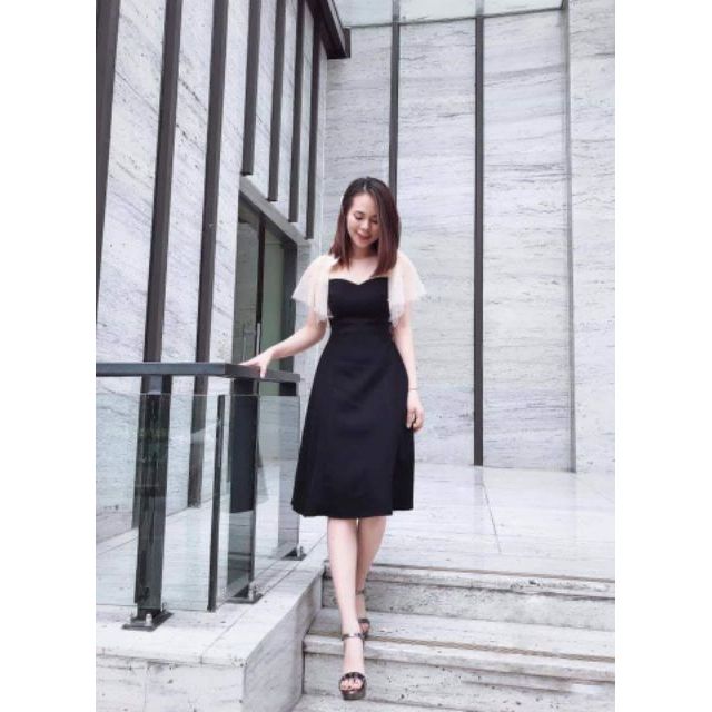 Váy xòe tay lưới đính ngọc 450k sale còn 280k