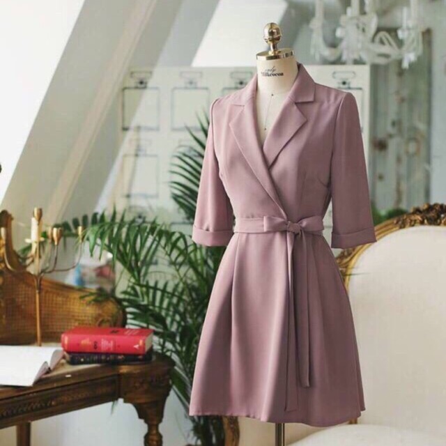 Đầm công sở cổ vest