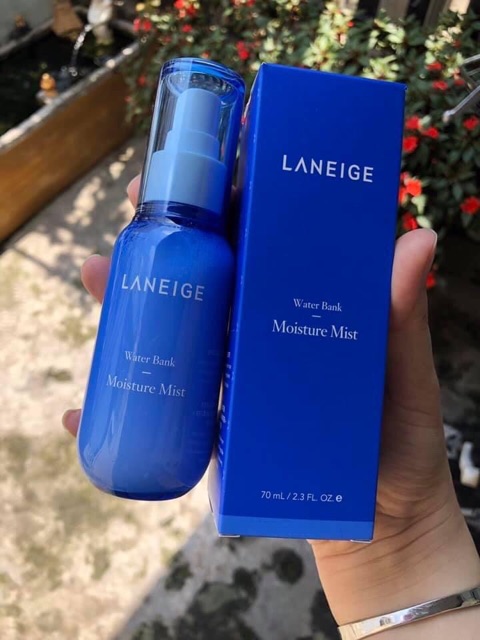 Xịt khoáng dưỡng ẩm Laneige water bank [70 ml]