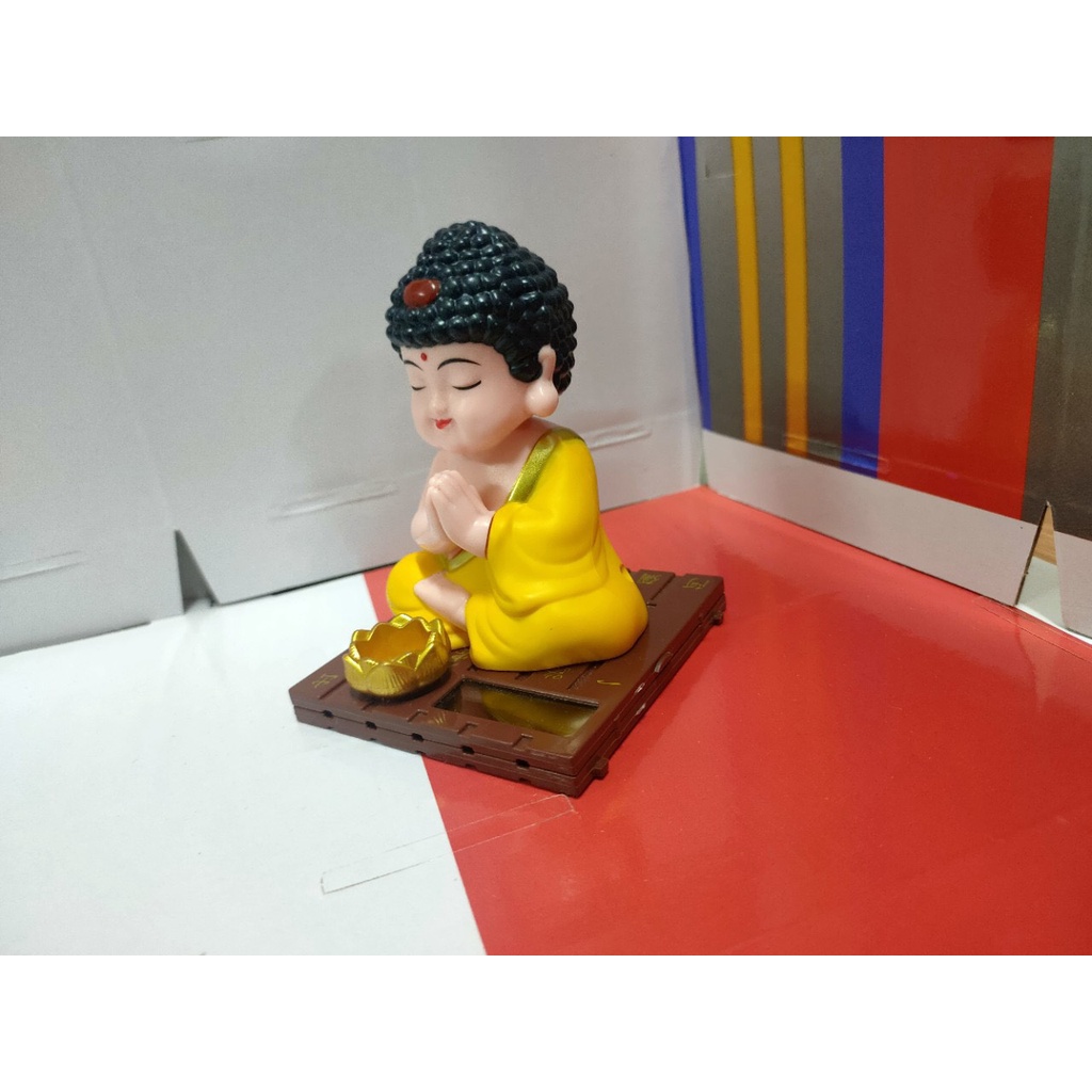 Tượng Phật Adida Đầu Gật Gù Adida