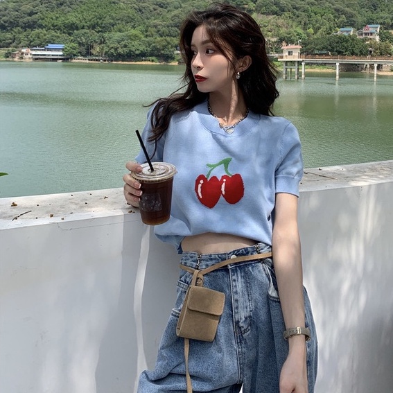 Áo thun ZHELIHANGFEI dệt kim lụa băng in họa tiết cherry phong cách đường phố ngọt ngào