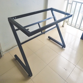 Chân bàn làm việc chữ Z- khung sắt sơn tĩnh điện (không bao gồm mặt bàn)