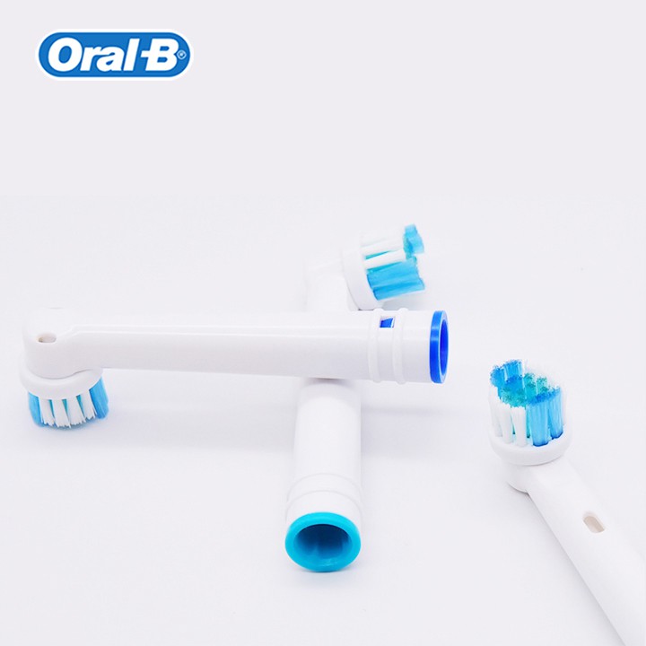 COMBO - Mua 3 bộ tặng 1 bộ 4 đầu bàn chải đánh răng thay thế cho máy Oral B - Shop HTM2000