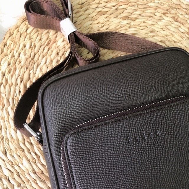 Túi đeo chéo Pedro Shoulder Bag