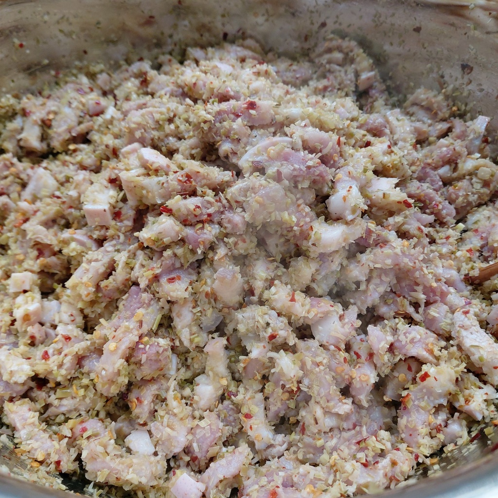 Mắm ruốc Huế kho thịt ba chỉ xả ớt hũ 400 gram | BigBuy360 - bigbuy360.vn