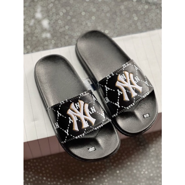 Dép trẻ em dép Lê da đế kép loại đẹp cho bé trai bé gái