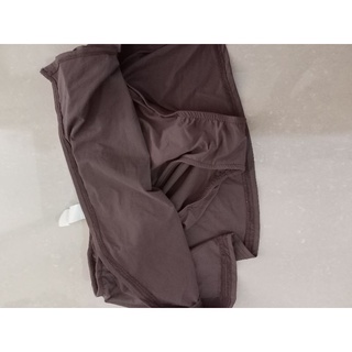 chân váy lẻ có size s,m