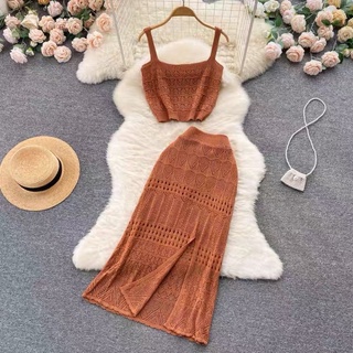 Set len áo croptop phối chân váy xẻ tà ôm body