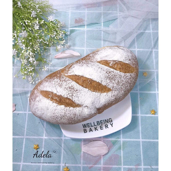 Bánh mì nguyên cám mix hạt ADELA BAKERY