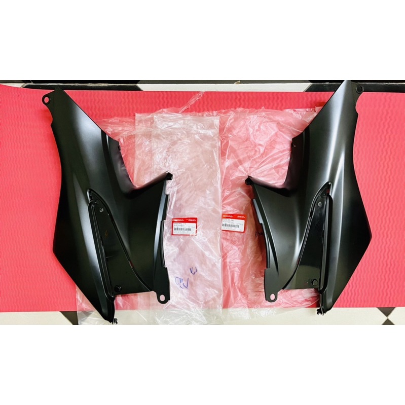 Ốp Trung Tâm Cốp Honda Wave a 100 wave S Wave 50cc Chính Hãng