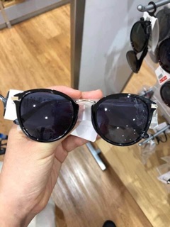 Kính Uniqlo Nhật