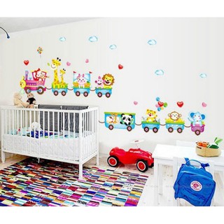 Decal Dán Tường Hình Đoàn Tàu Chở Thú Vui Nhộn