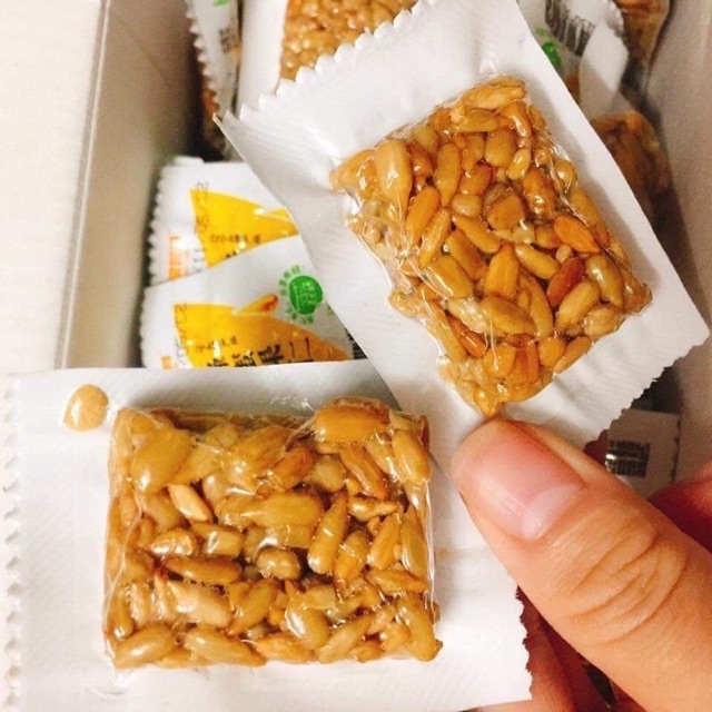 Sẵn 1 kg kẹo hướng dương, hướng dương hạnh nhân tẩm mật ong