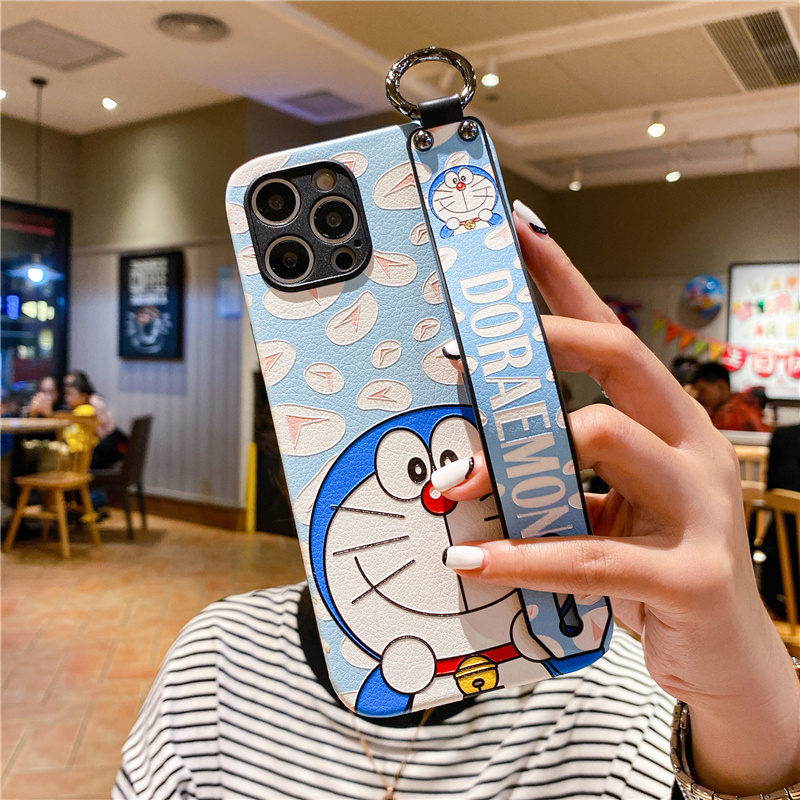 Ốp Lưng Họa Tiết Doraemon Cá Tính Cho Iphone 7 / 7plus / 8 / 8plus / X / Xr / Xs / 11 / 12 / Pro / Max / Plus / Pro Max
