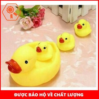 Vịt thả bồn tắm (set 4 con có còi) cho bé