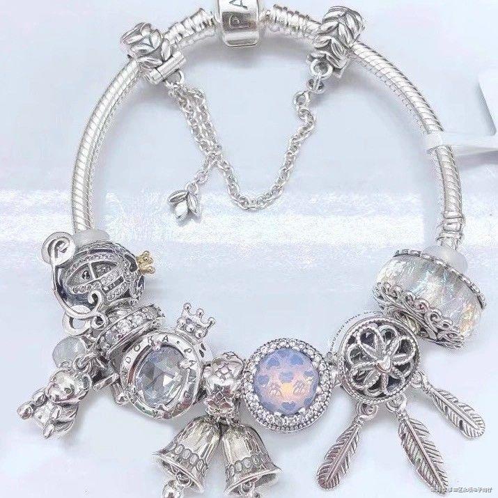 Vòng tay nữ quà tặng cho bạn gái