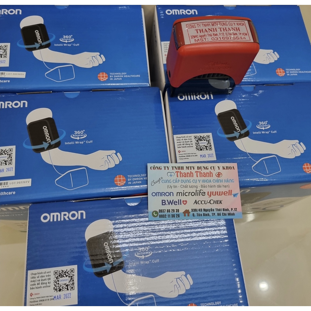 Máy đo huyết áp bắp tay Omron HEM 7156 - Bảo hành 5 năm