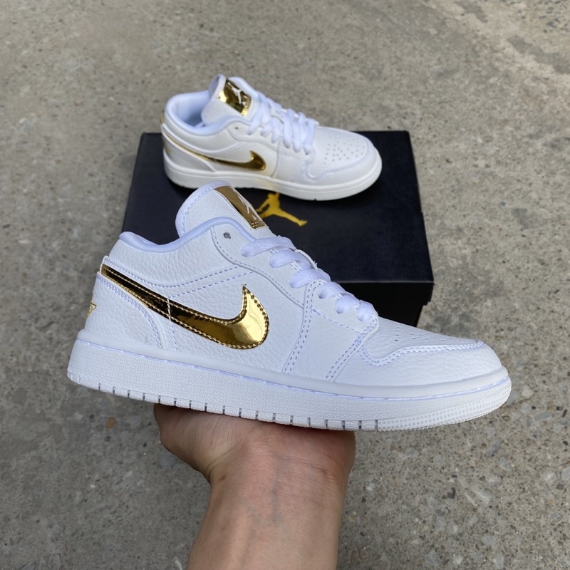 Giày Jordan low trắng vàng nam nữ
