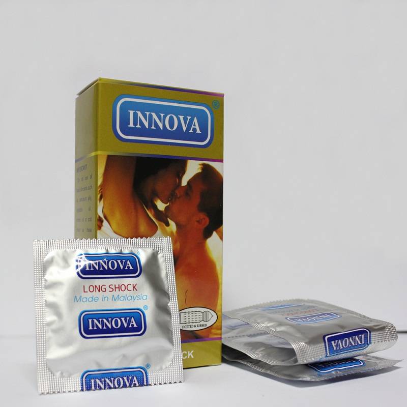 Combo 2 hộp bao cao su INOVA ĐEN VÀ VÀNG, bcs gân gai siêu mỏng kéo dài thời gian