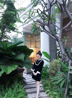 Váy nhung zara