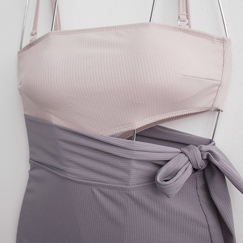 Bikini phối màu chất gân tăm, quai điều chỉnh kích thước, buộc dây xẻ eo quyến rũ - shopbelinh