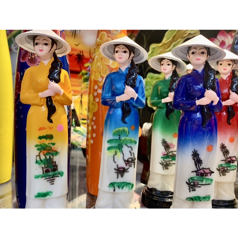 Hình tượng cô gái Việt Nam