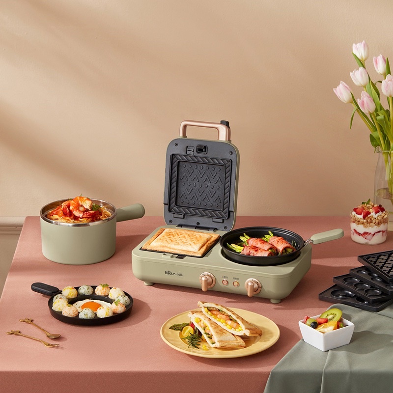 Máy Làm Bánh Kẹp 3 in 1 Bear DSL-A13N1 Máy Nướng Bánh Mì Sandwich Đa Năng Kèm Lẩu Rán Công Suất 1300W