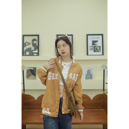 Áo Khoác Bóng Chày Bomber Nhung 2 Lớp Form Rộng Thêu Chữ Nổi GEESAS- Minipie