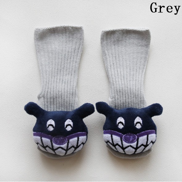 Vớ cotton chống trượt in hình dễ thương cho bé