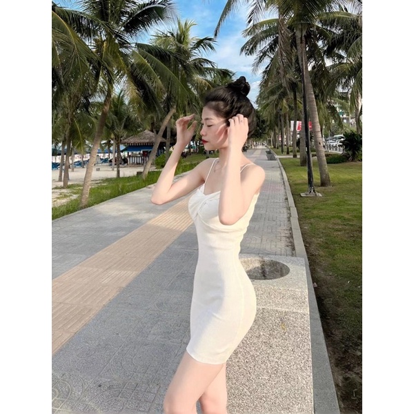VÁY BODY CHẤT CADIGAN 2 dây xoắn trước