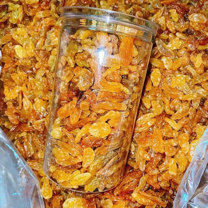 Nho Vàng Khô Không Hạt Ấn Độ Hủ PET 500Gr - Thực phẩm khô | CoopMart