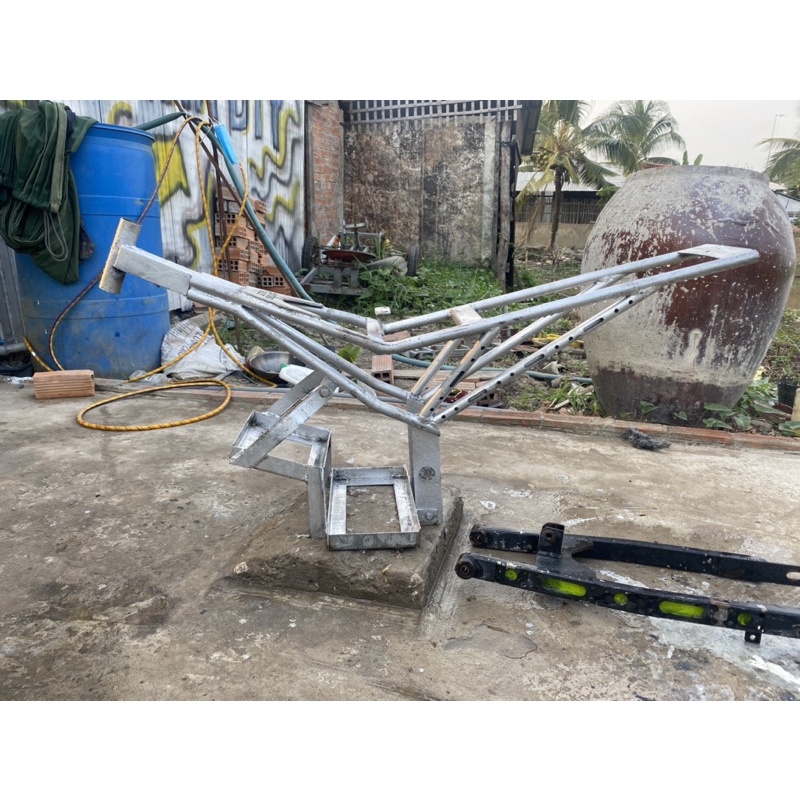 sườn xe điện dáng cao (sườn củ)có gấp