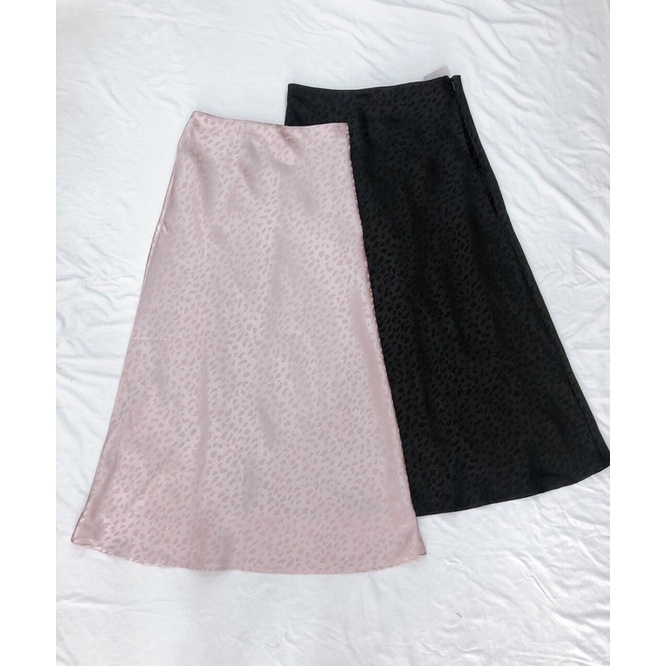 chân váy midi lụa f21 | BigBuy360 - bigbuy360.vn