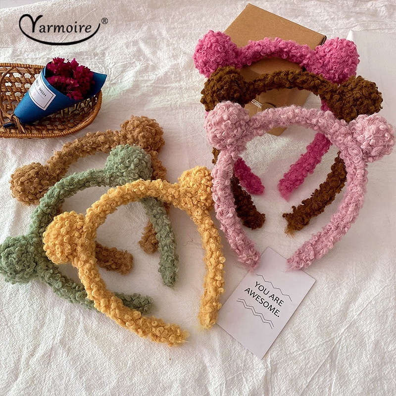 Cài tóc phối quả bóng pom pom thời trang xinh xắn cho nữ