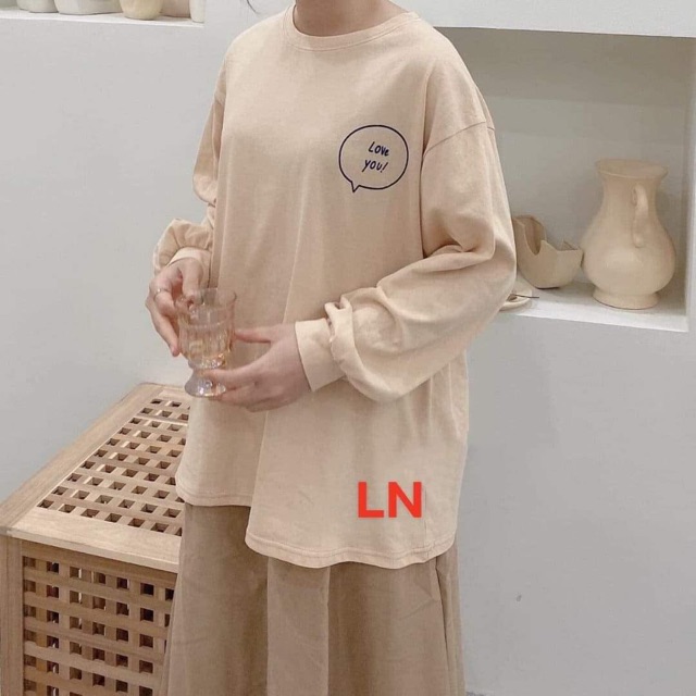 Áo thun dài tay logo love you