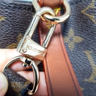 Túi xách lv da thật si Nhật size 27cm
