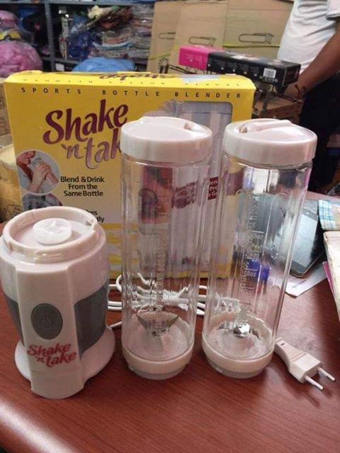 Máy xay sinh tố Shake 2 cốc tiện lợi vô cùng