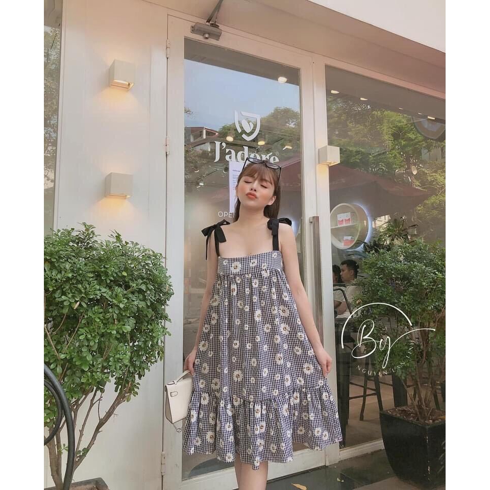 VÁy 2 dây hoa cúc pha kẻ