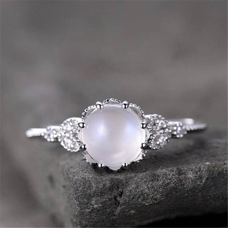 Mặt Đá Mặt Trăng Thiên Nhẫn Đứng Kim Cương Mạ 18K Hoa Hồng Vàng Trắng Opal