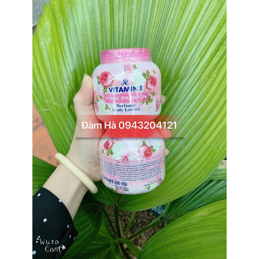 Kem dưỡng ẩm Aron Vitamin E Thái