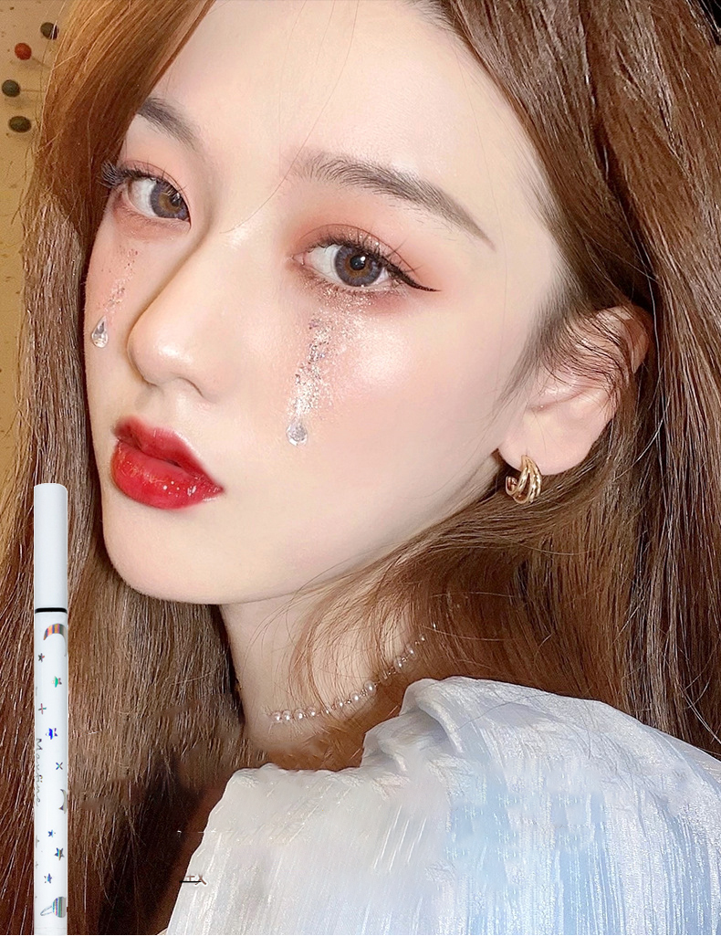 Bút Kẻ Mắt Màu Bầu Trời Sao Trang Điểm Chống Nước | BigBuy360 - bigbuy360.vn